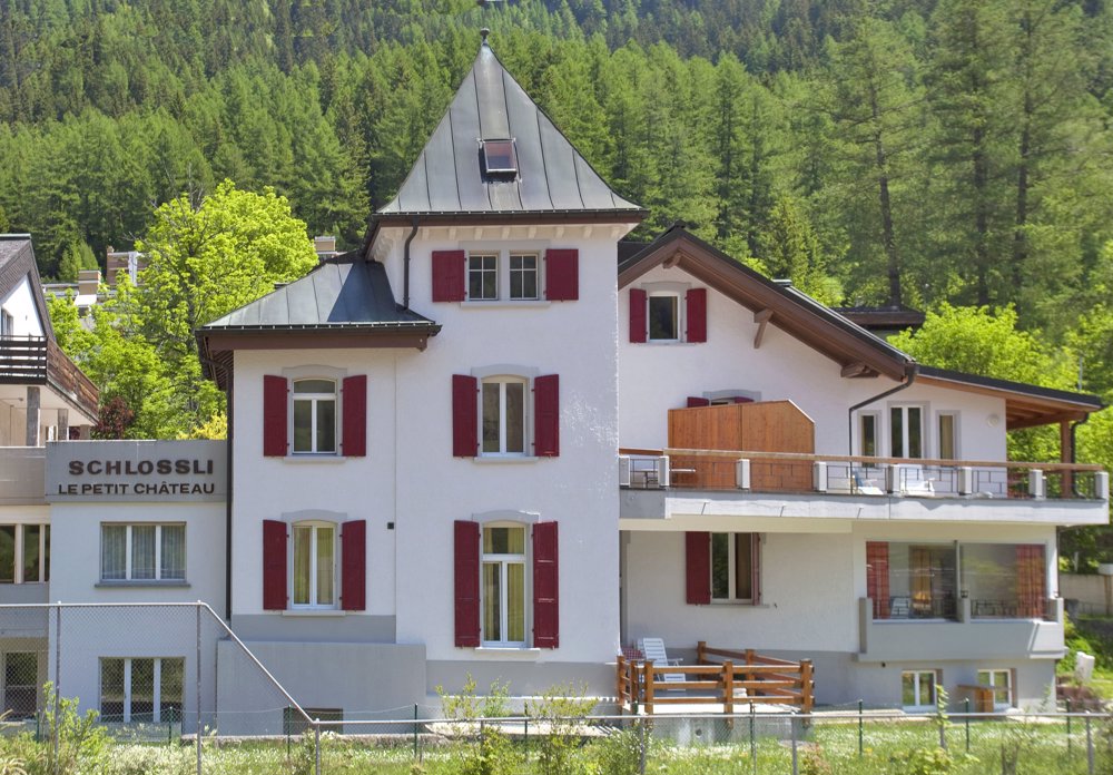 Aussenansicht im Sommer - Ferienhaus Schlössli schlössli, leukerbad, wallis, sommer Aussenansicht im Sommer - Ferienhaus Schlössli schlössli, leukerbad, wallis, sommer