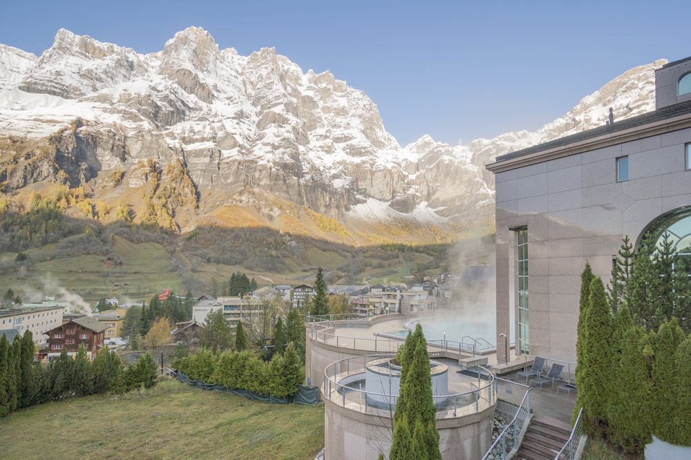 Aussenansicht im Sommer - Ferienhaus Schlössli wallis, leukerbad, schlössli, therme, sommer Aussenansicht im Sommer - Ferienhaus Schlössli wallis, leukerbad, schlössli, therme, sommer
