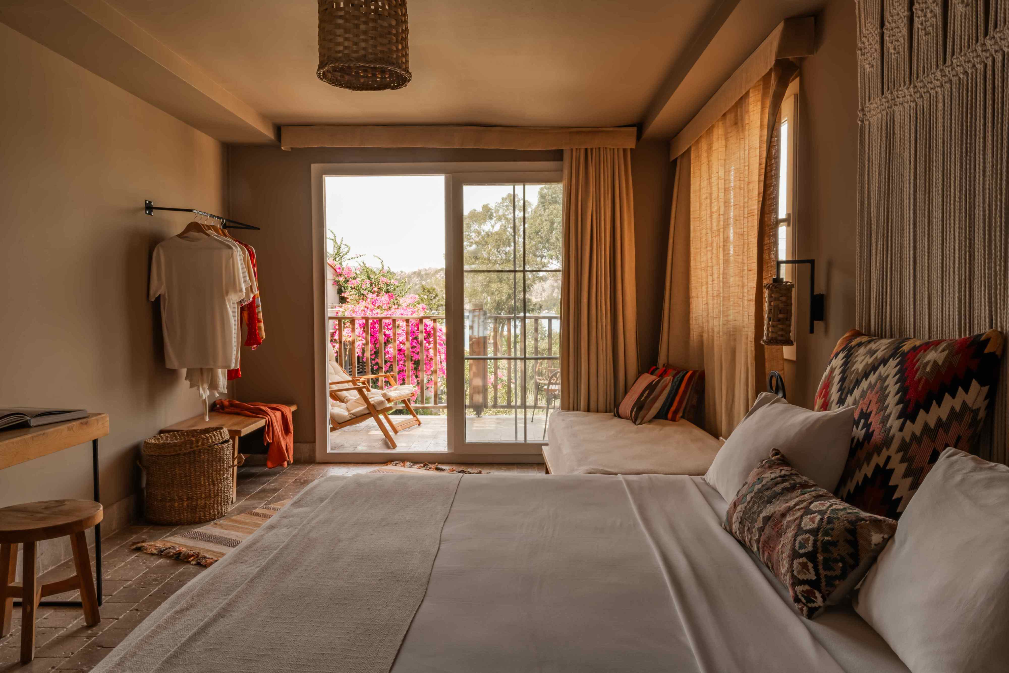 Club Room with Sea View