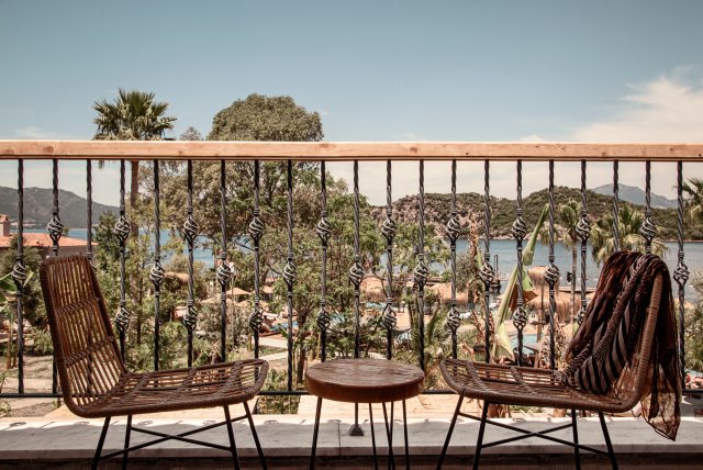 Club Room with Sea View