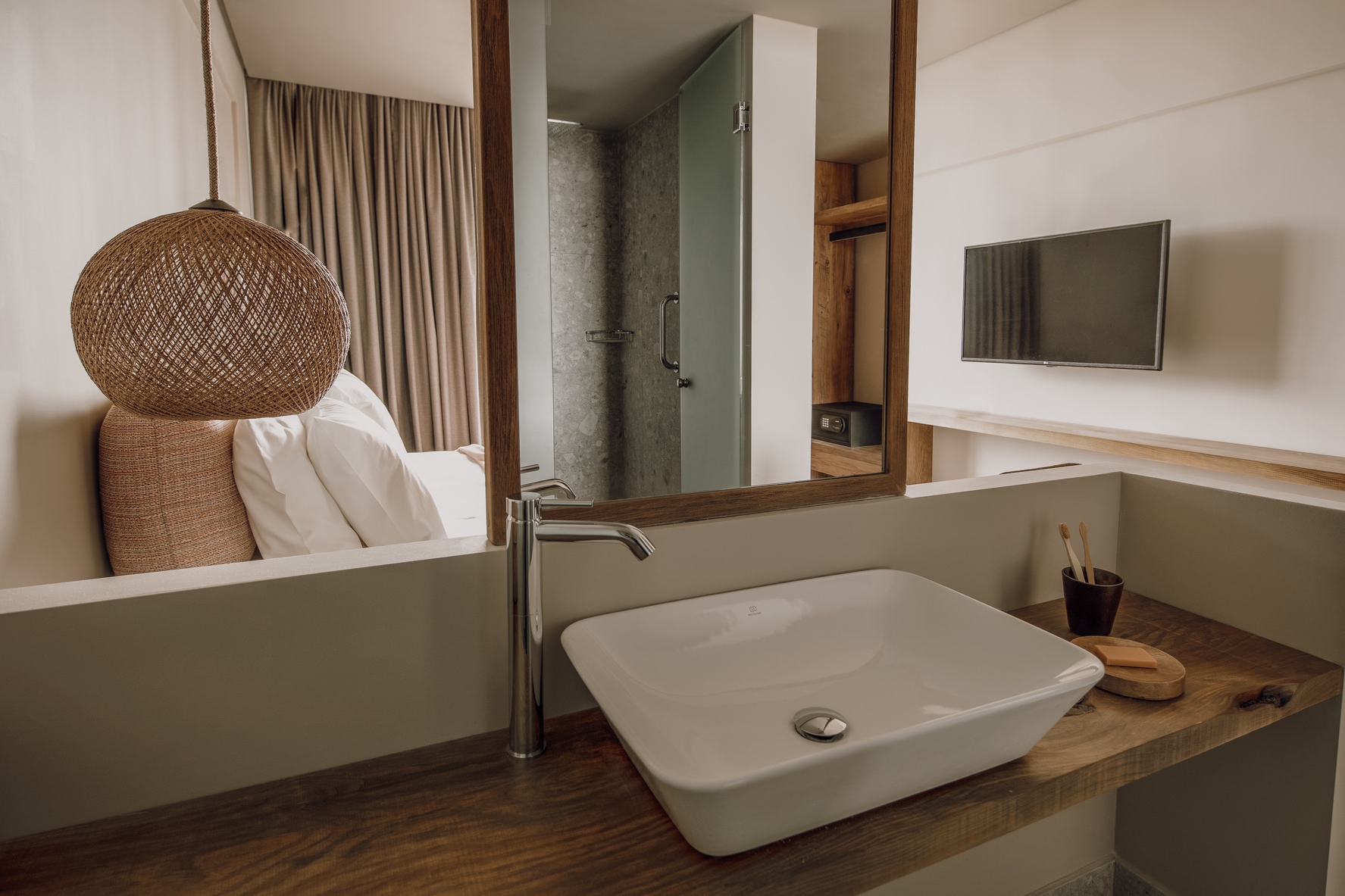 Panoramic Comfort Room