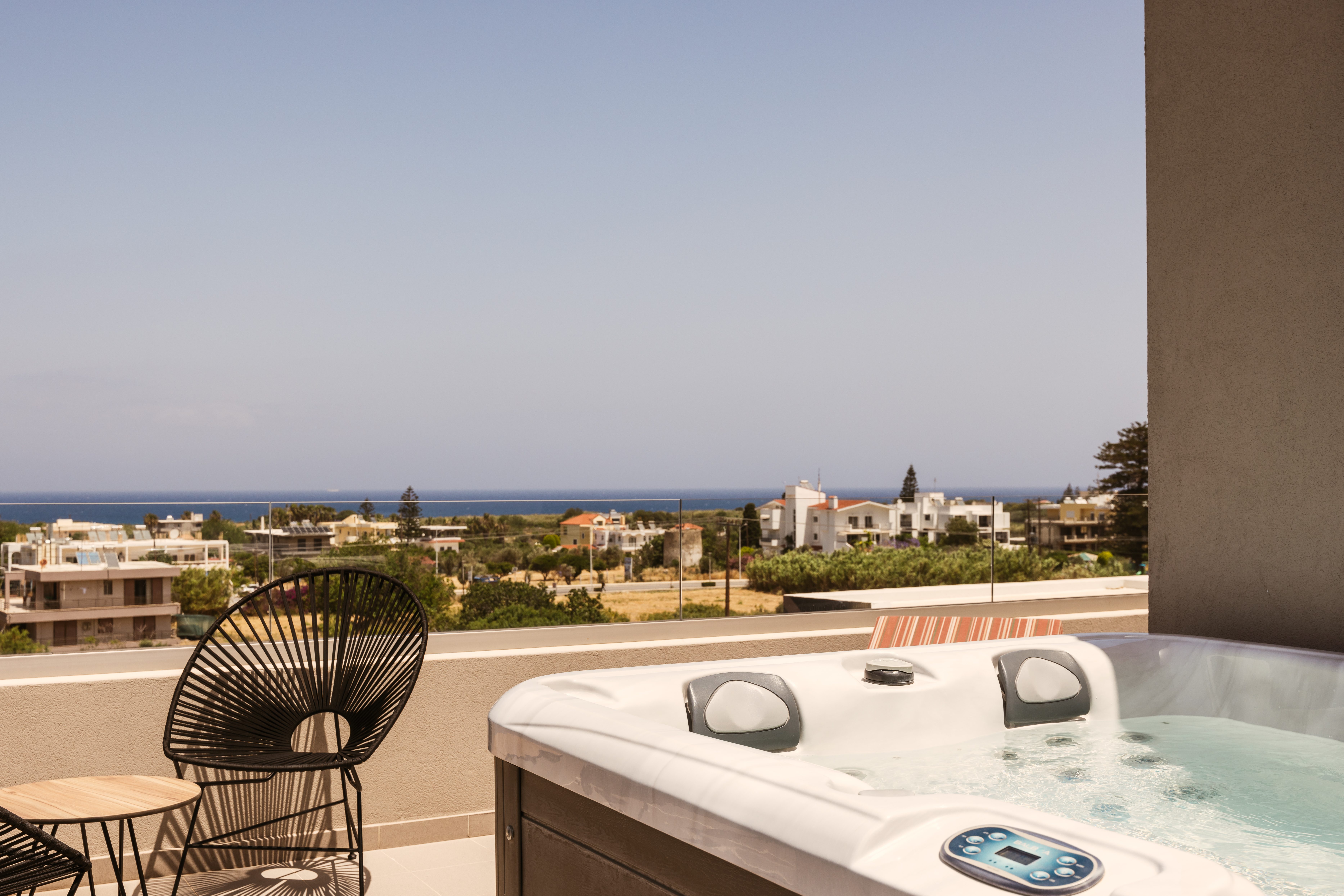 Suite with Private Jacuzzi & Roof Veranda with Panoramic View