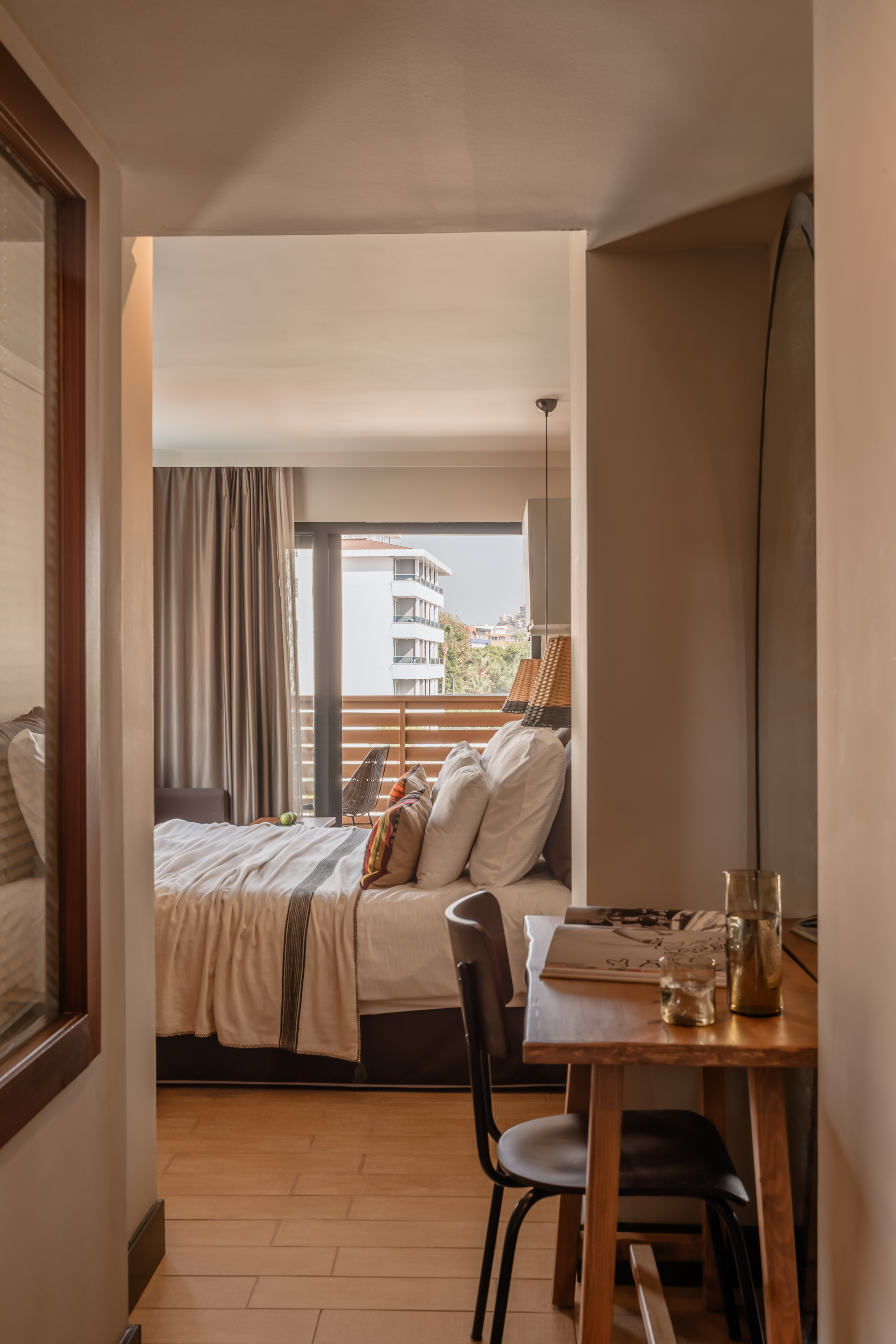 Studio Side Sea View