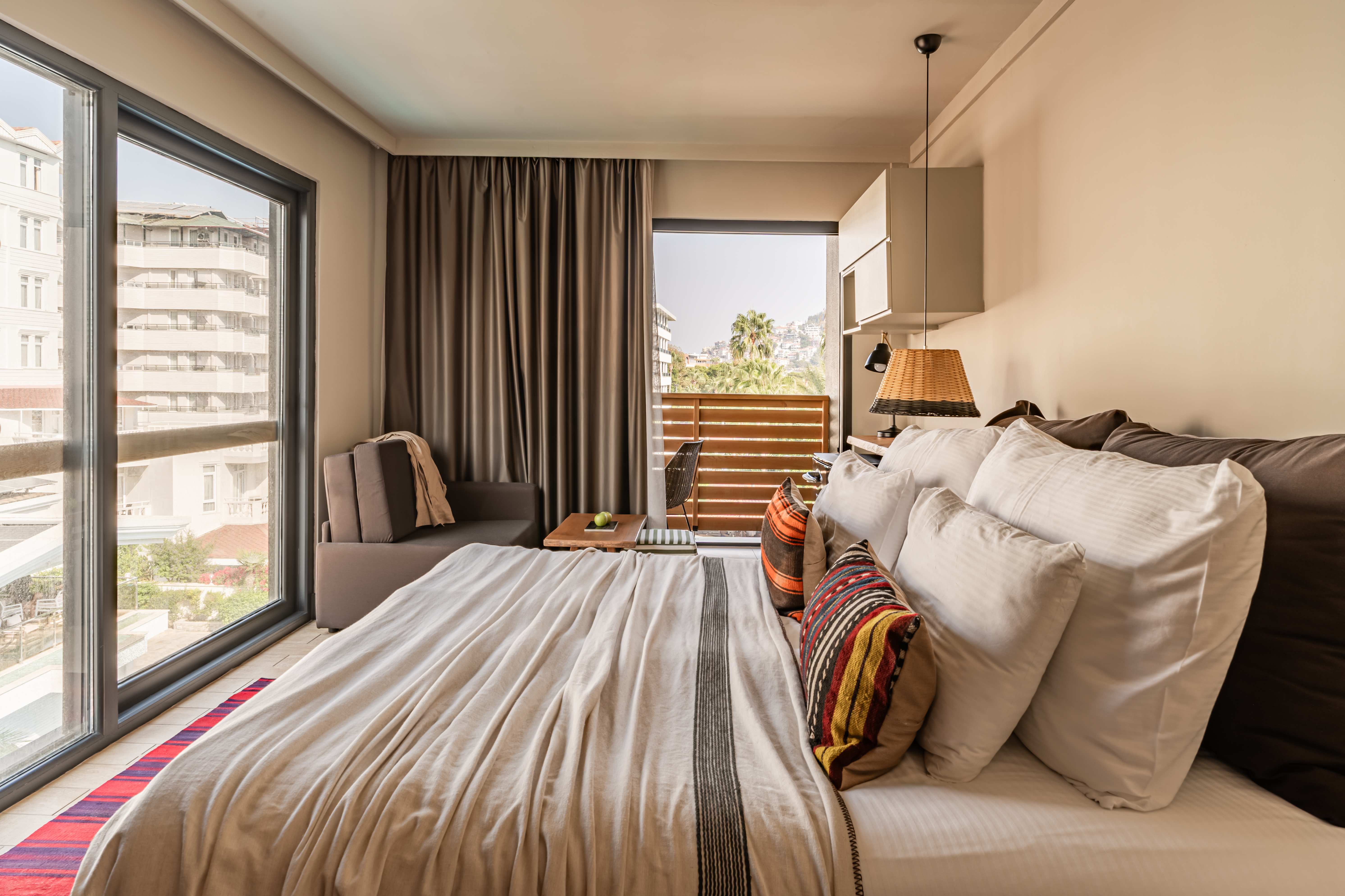 Studio Side Sea View