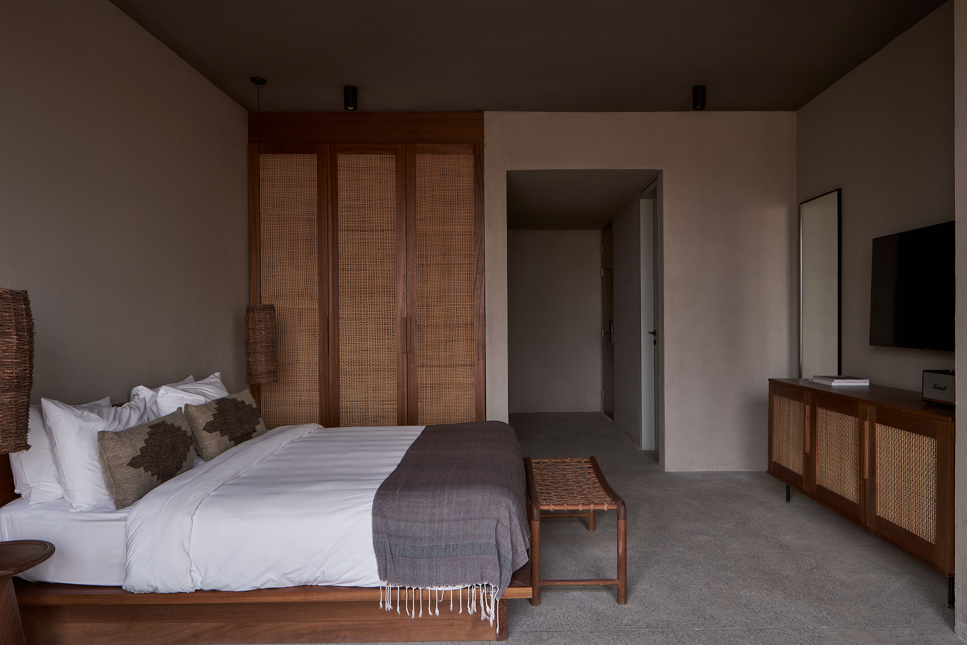 Solo Traveller Experience