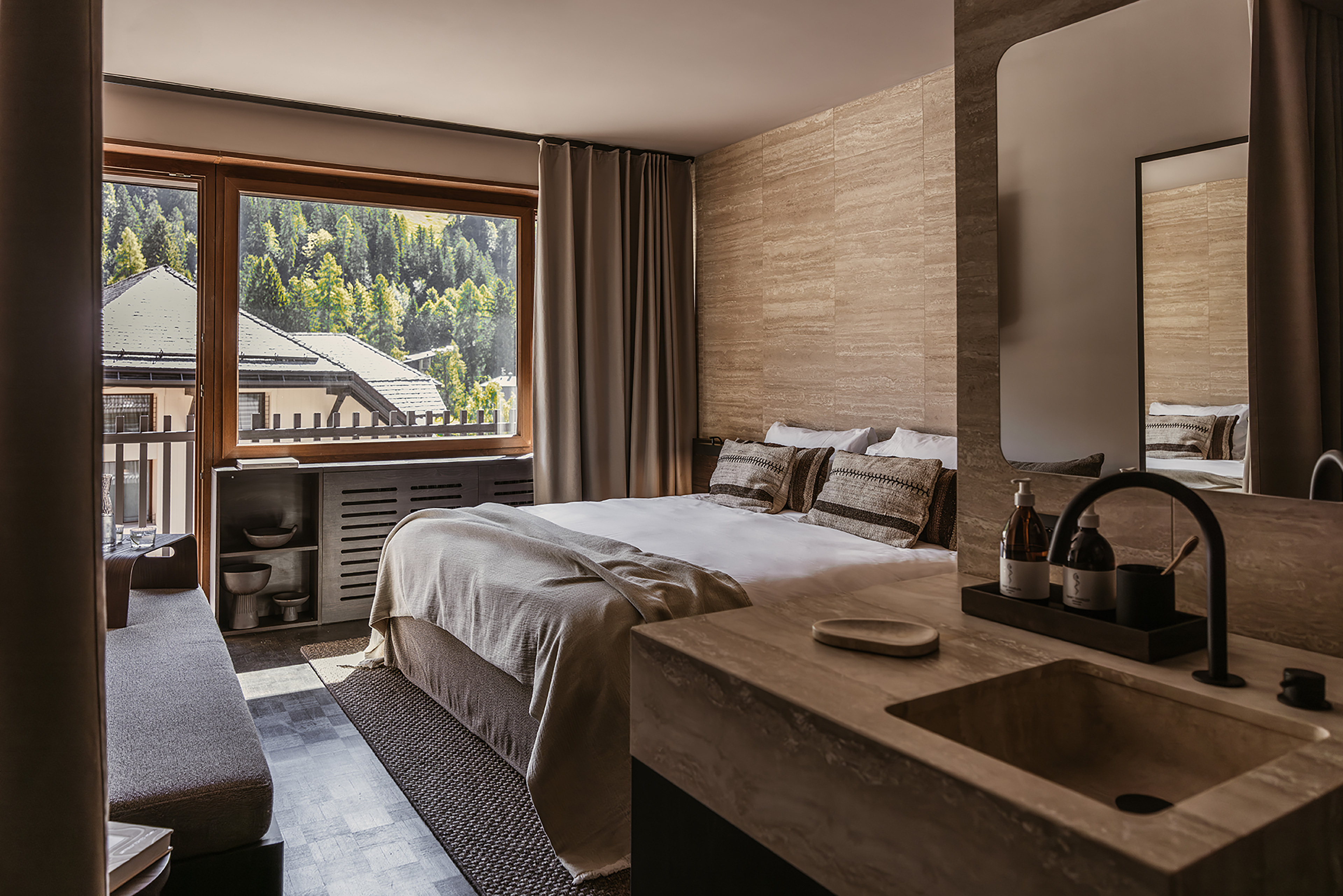 Solo Traveller Experience